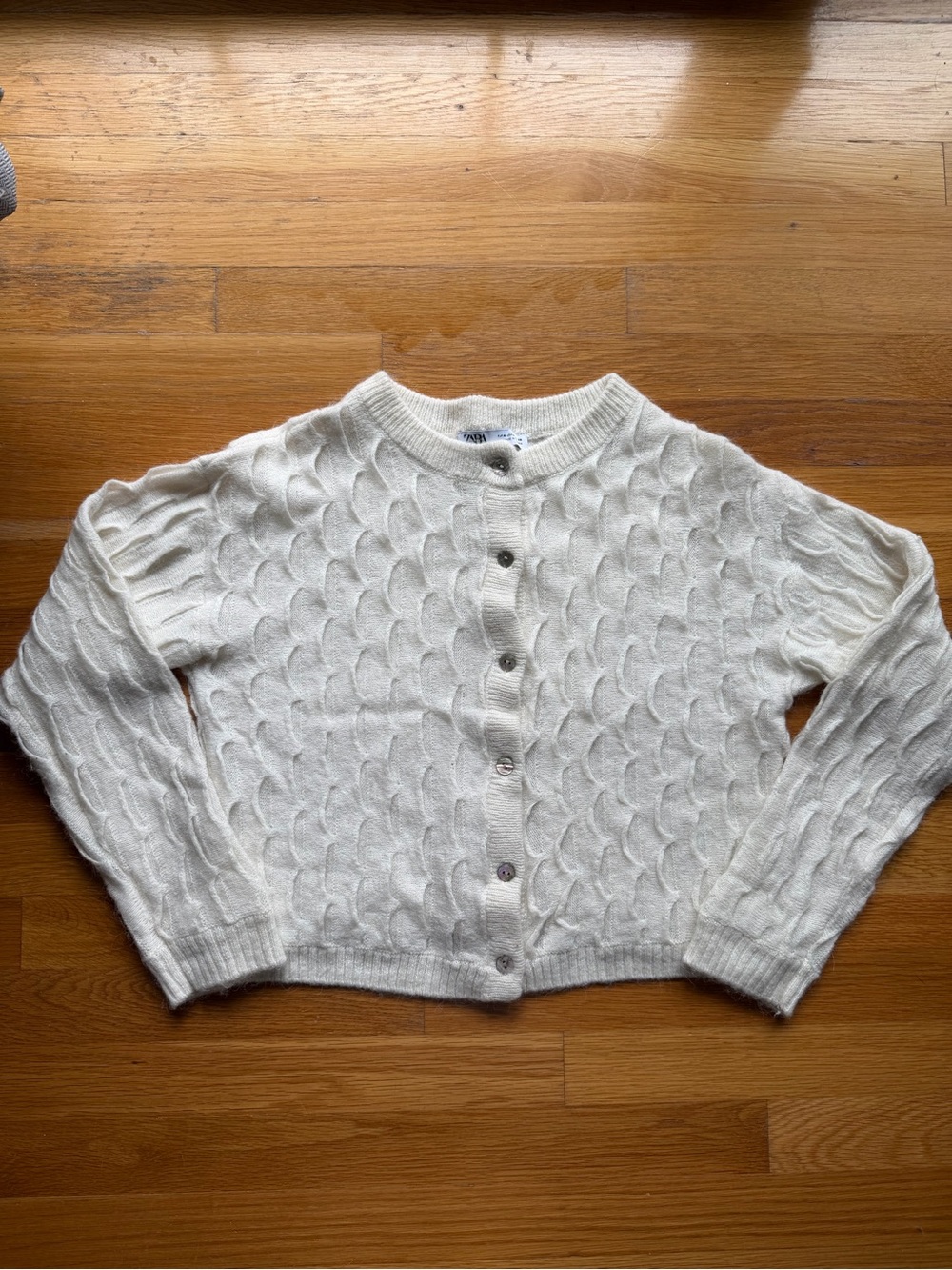 Zara Cream White Textured Knit Cardigan Sweater - Size Medium